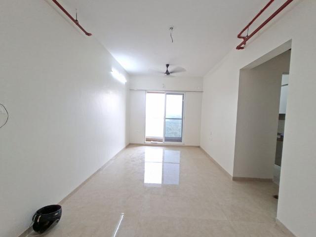 Flat for rent in Kolshet, Thane