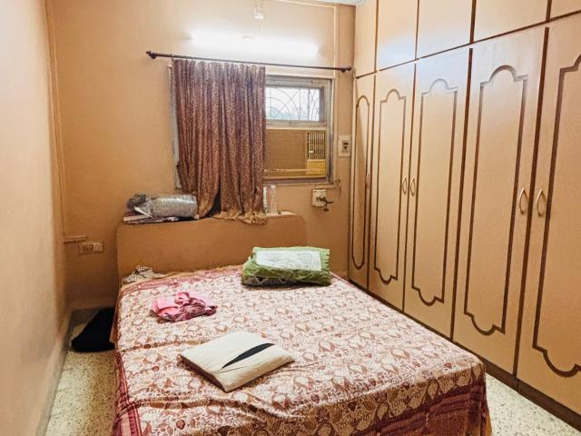 Flat for rent in Mulund Colony, Mumbai Suburban District