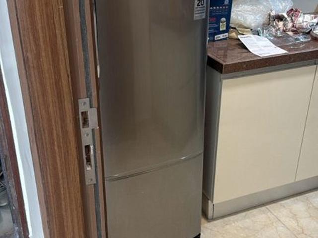 Flat for rent in Kherwadi, Mumbai