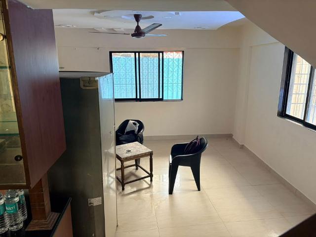 Flat for rent in Adarsh Nagar, Mumbai