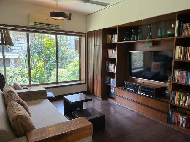 Flat for rent in Adarsh Nagar, Mumbai