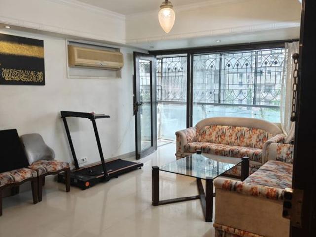 Flat for rent in Adarsh Nagar, Mumbai