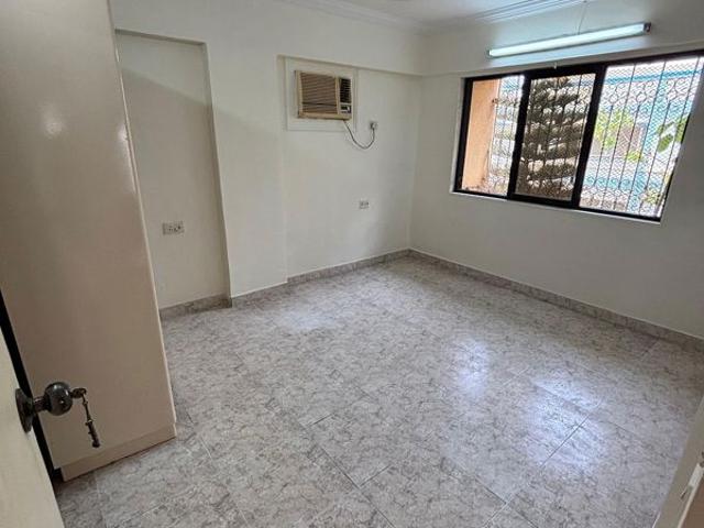 Flat for rent in Adarsh Nagar, Mumbai