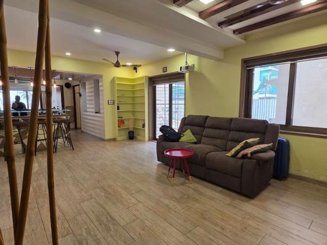 Flat for rent in Juhu, Mumbai