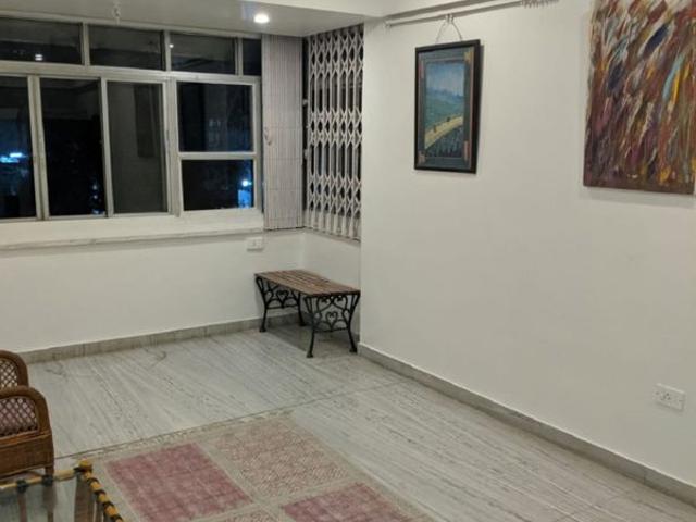 Flat for rent in Khar, Mumbai