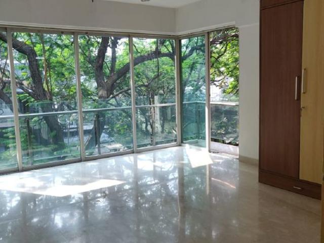 Flat for rent in Khar, Mumbai