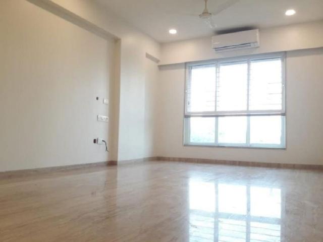Flat for rent in Khar, Mumbai