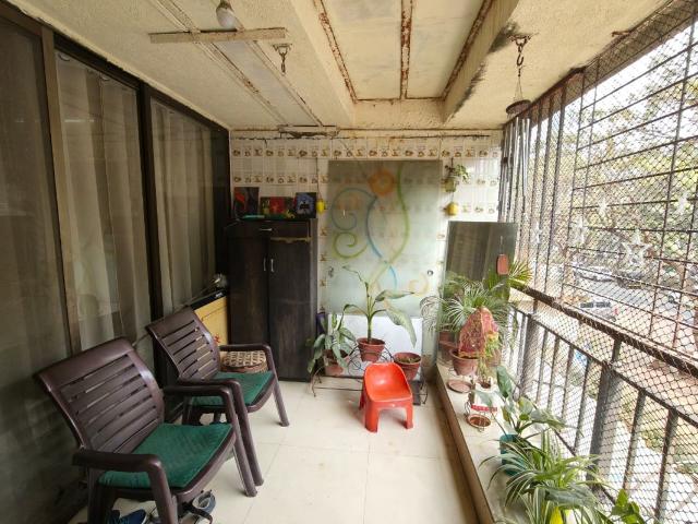 Flat for rent in Naupada, Thane