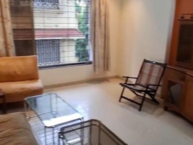 Flat for rent in Vile Parle West, Mumbai