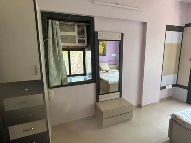 Flat for rent in Sunder Wadi, Mumbai