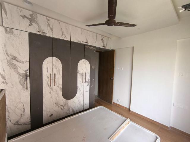 Flat for rent in Naupada, Thane