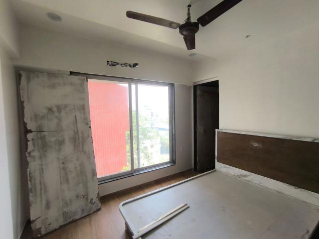 Flat for rent in Naupada, Thane