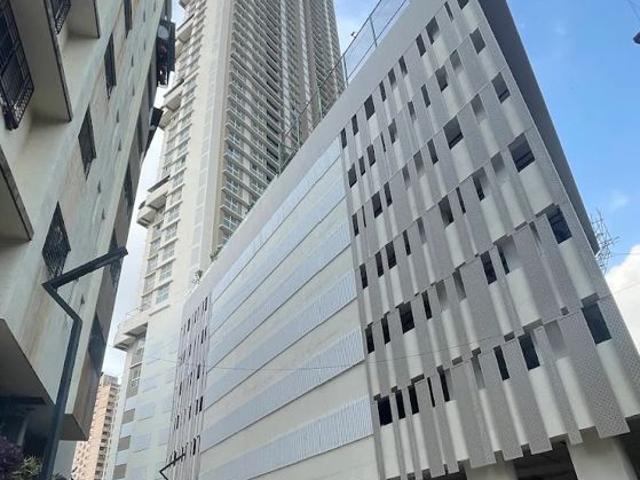 Flat for rent in Parel, Mumbai City District