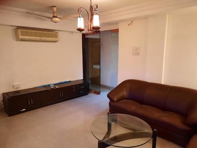 Flat for rent in Khar, Mumbai