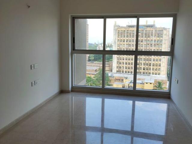 Flat for rent in Parel, Mumbai City District