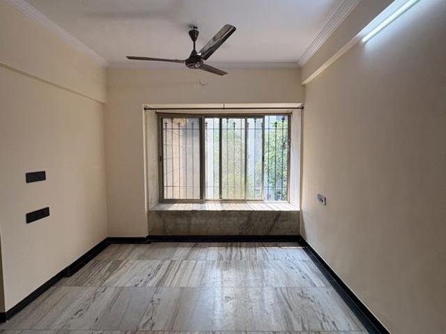 Flat for rent in Hyde Park, Thane