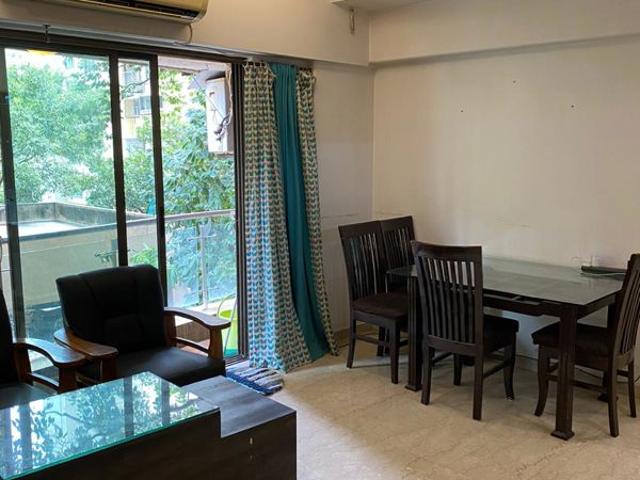 Flat for rent in Khar, Mumbai