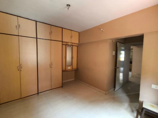 Flat for rent in Naupada, Thane