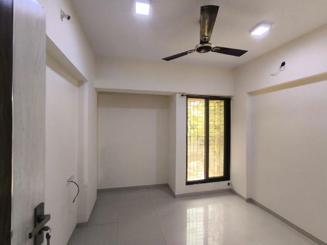 Flat for rent in Naupada, Thane
