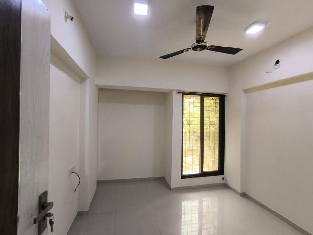 Flat for rent in Naupada, Thane
