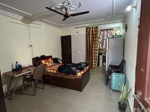 Flat for rent in Dwarka, Delhi
