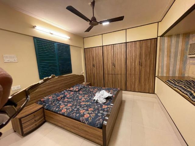 Flat for rent in Sunder Wadi, Mumbai