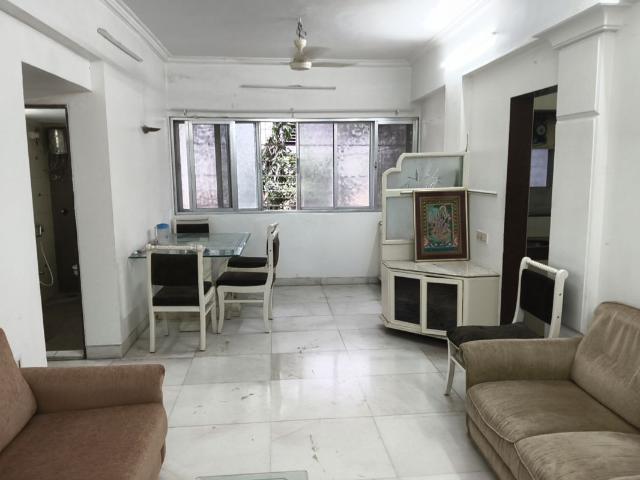 Flat for rent in Vile Parle West, Mumbai