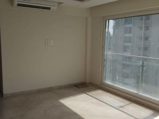 Flat for rent in Khar, Mumbai