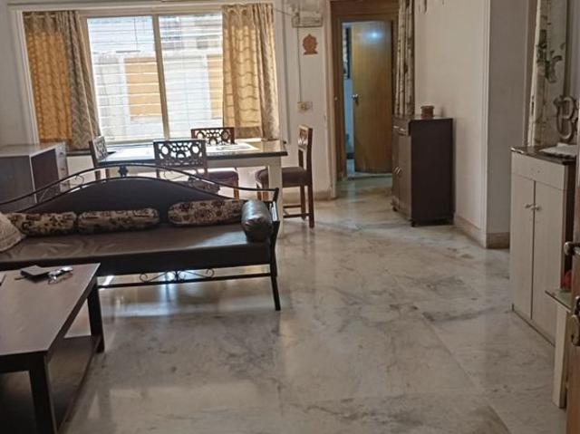 Flat for rent in Khar, Mumbai