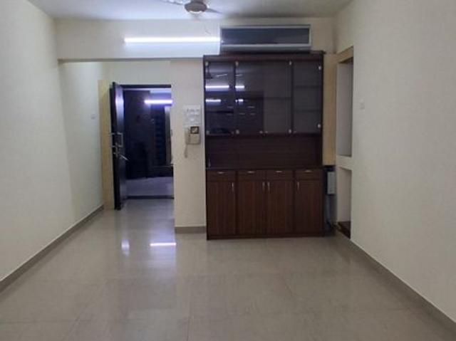 Flat for rent in Goregaon East, Mumbai Suburban District