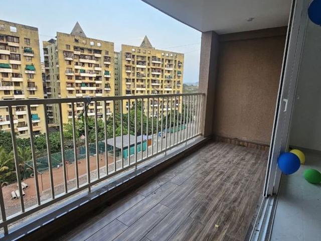 Flat for rent in Paranjape's Broadway, Pune