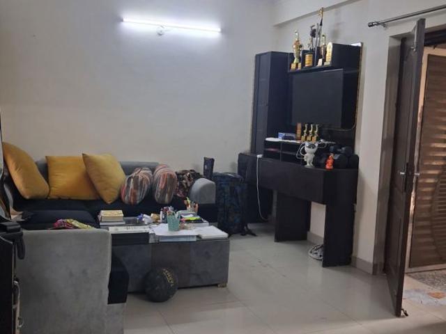 Flat for rent in Devika Skypers, Ghaziabad