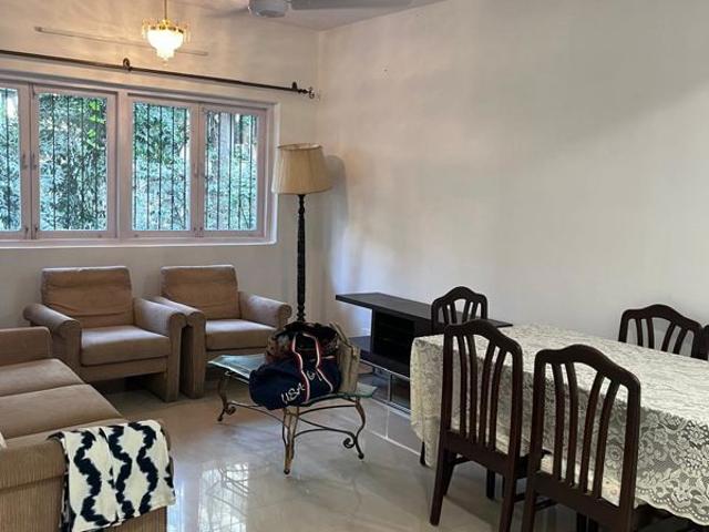 Flat for rent in Khar, Mumbai