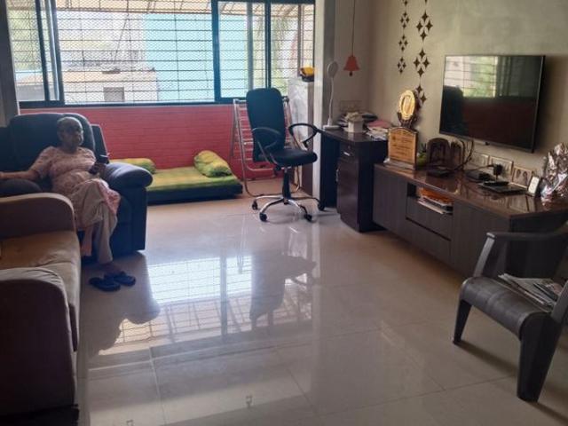 Flat for rent in Naupada, Thane