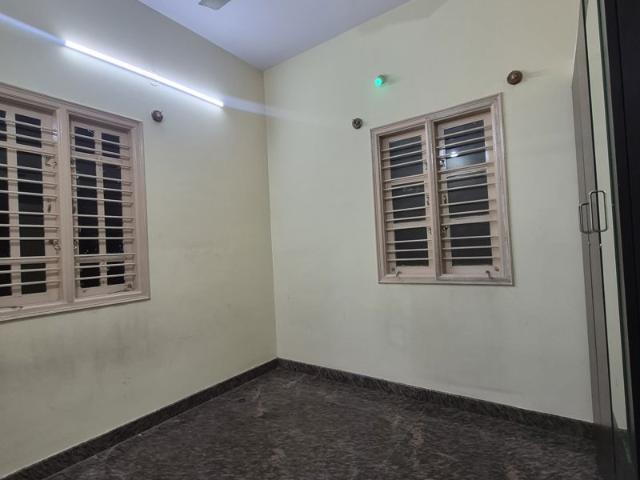 House for rent in Bangalore South, Cox Town - Bangalore