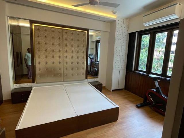 Flat for rent in Colaba, Mumbai City District