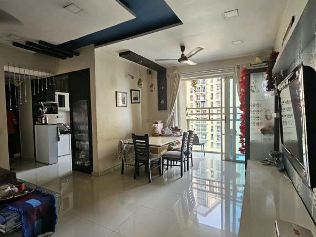 Flat for rent in Vasant Lawns, Thane
