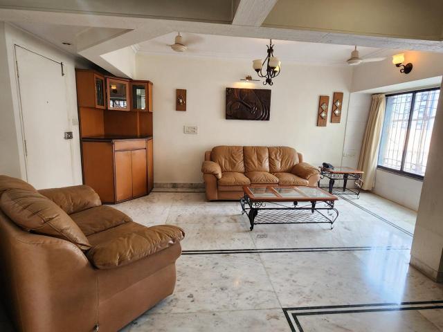 Flat for rent in Santacruz West, Mumbai
