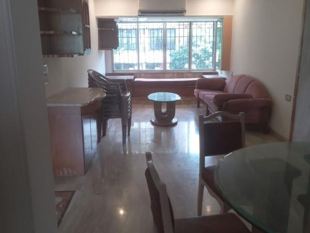 Flat for rent in Khar, Mumbai
