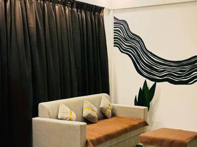 Flat for rent in Khar, Mumbai