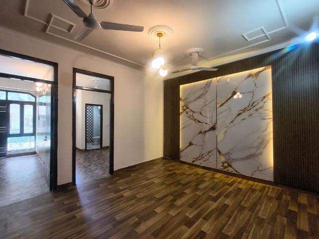 Flat for rent in South Delhi, Deri