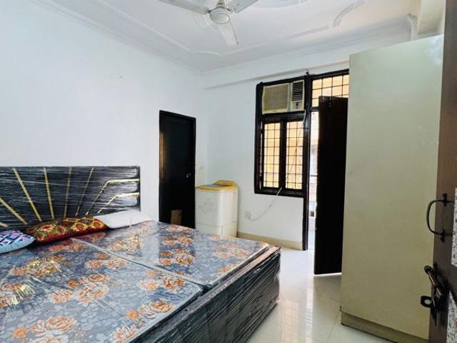 Flat for rent in South Delhi, Deri