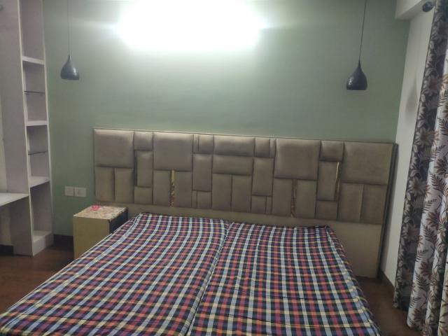 Flat for rent in Sector 28, Noida