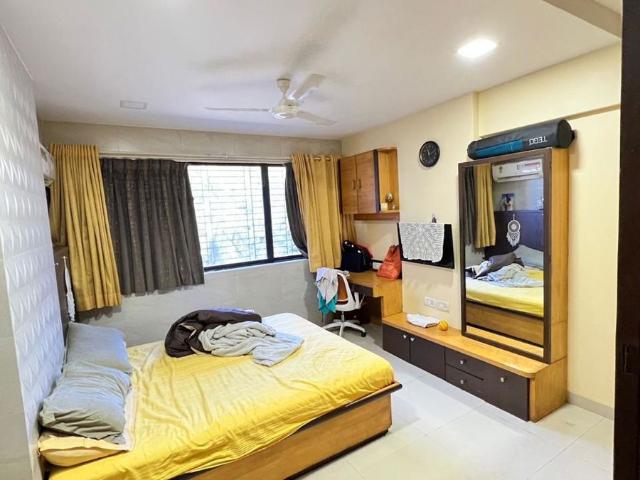 Flat for rent in Worli, Mumbai City District
