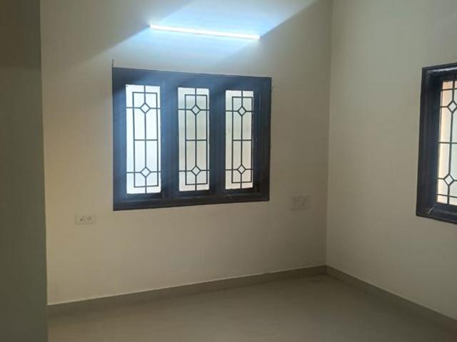 Flat for rent in Wadgaon, Pune