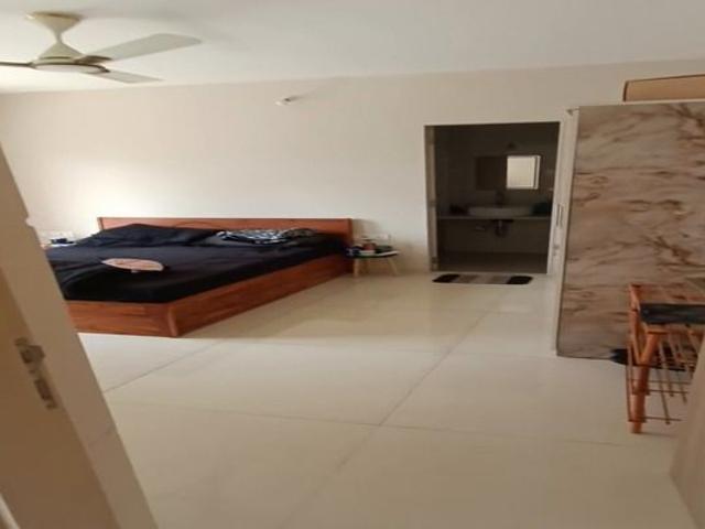 Flat for rent in Dadar West, Mumbai City District