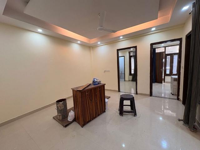 Flat for rent in South Delhi, Deri