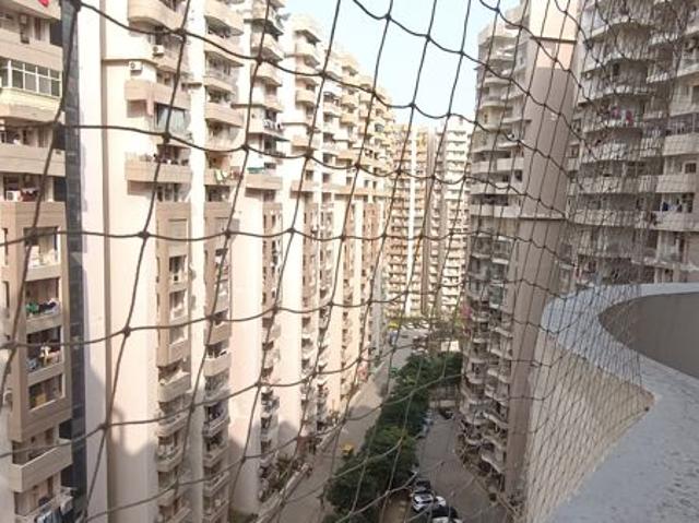 Flat for rent in Grand Ajnara Heritage, Noida