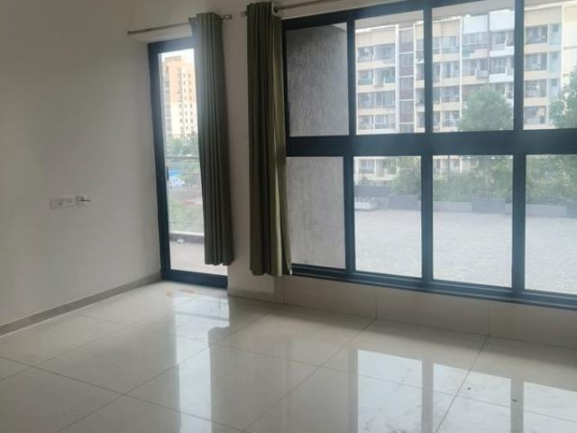 Flat for rent in Paranjape's Broadway, Pune