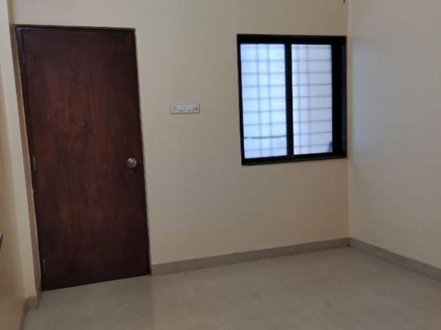 Flat for rent in Mangalwar Peth, Pune